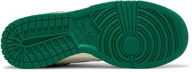 Кроссовки Nike Dunk Low Retro SE Lottery Pack Pale Ivory/Malachite Green/Black